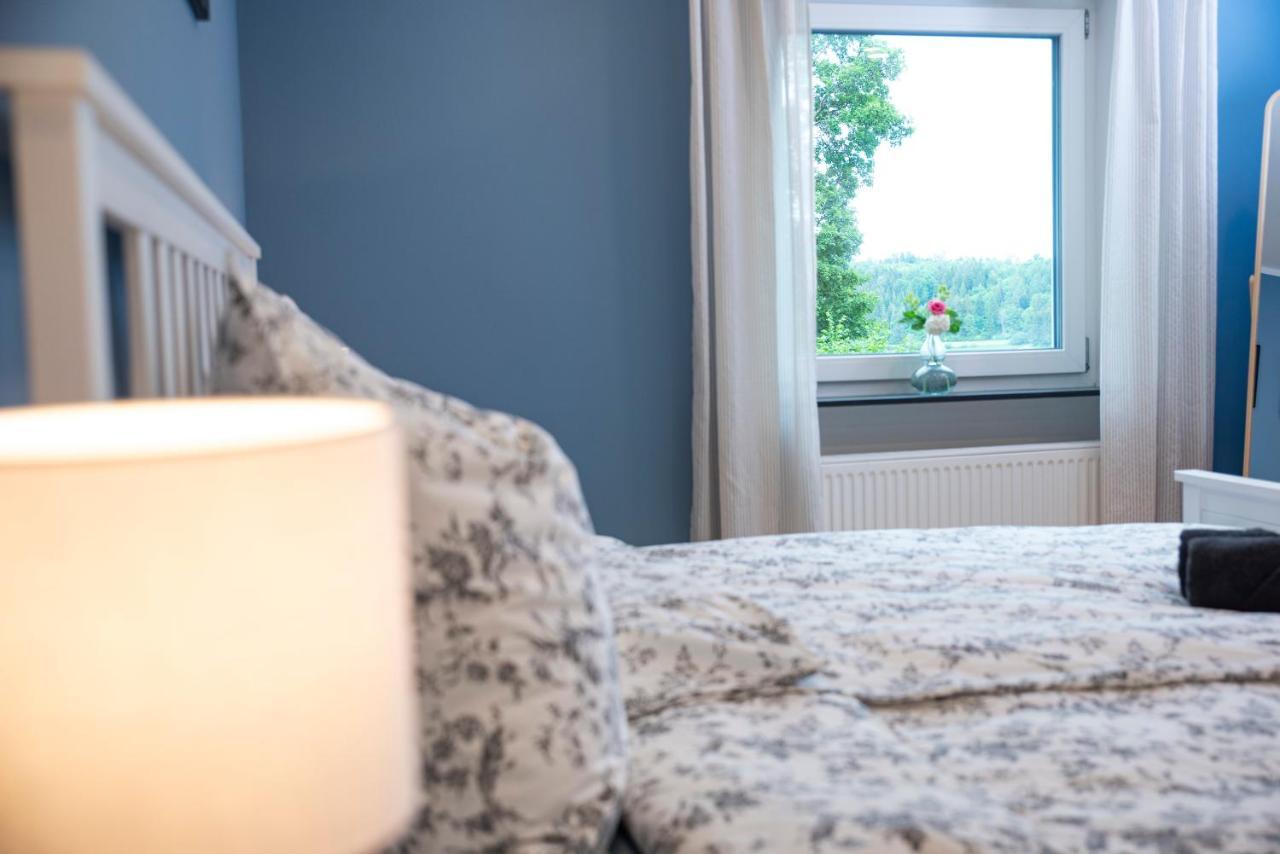 Moderne Wohnung Im Gruenen Mit Privatem Garten ドナウエッシンゲン エクステリア 写真