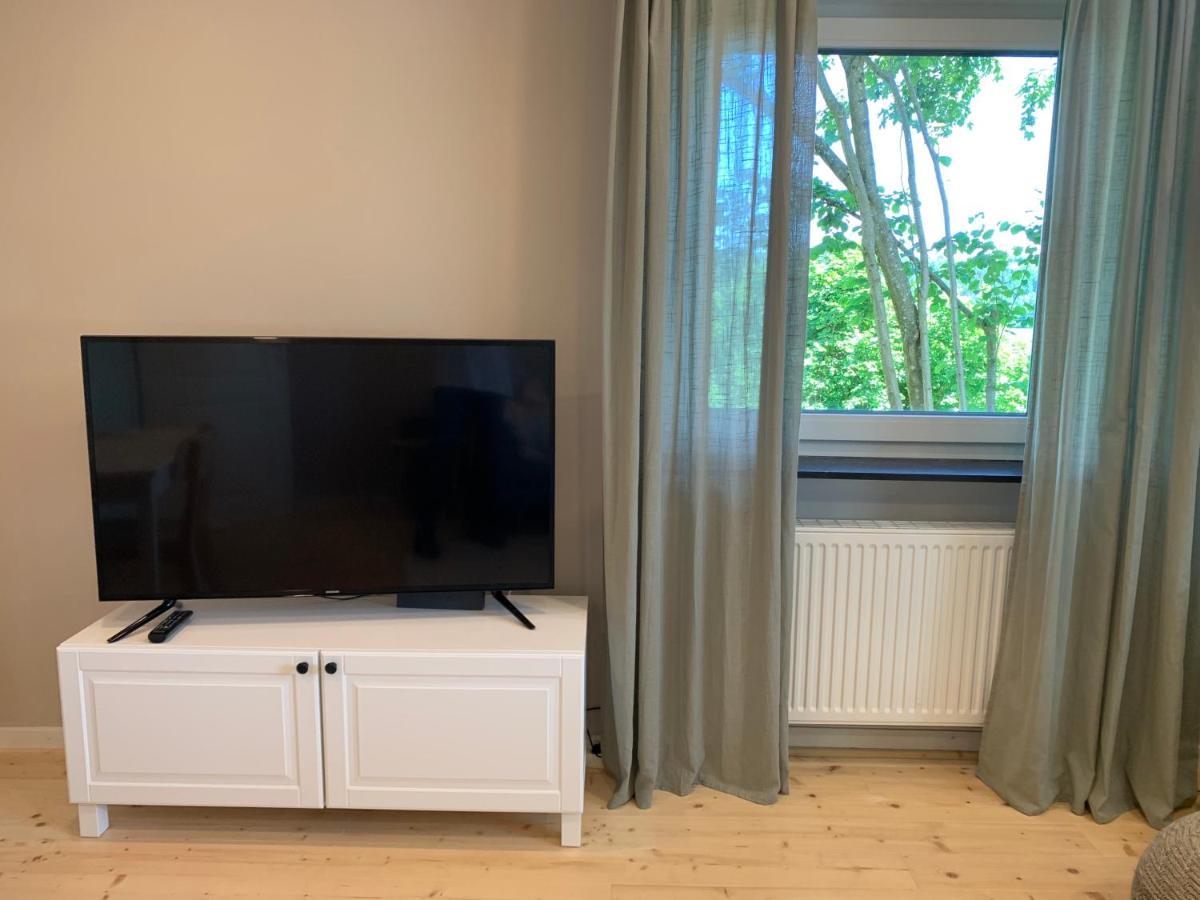 Moderne Wohnung Im Gruenen Mit Privatem Garten ドナウエッシンゲン エクステリア 写真